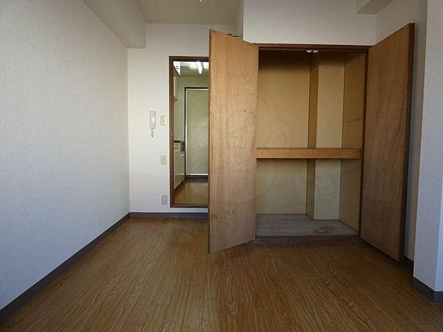 寝室
