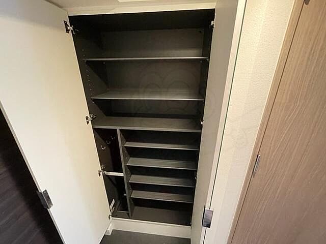 収納