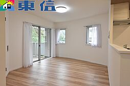 サングレイスパセオ・デラルス 207号室 3LDKのリビング/ダイニング