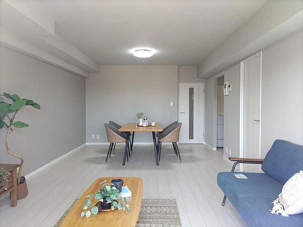 リビング/ダイニング