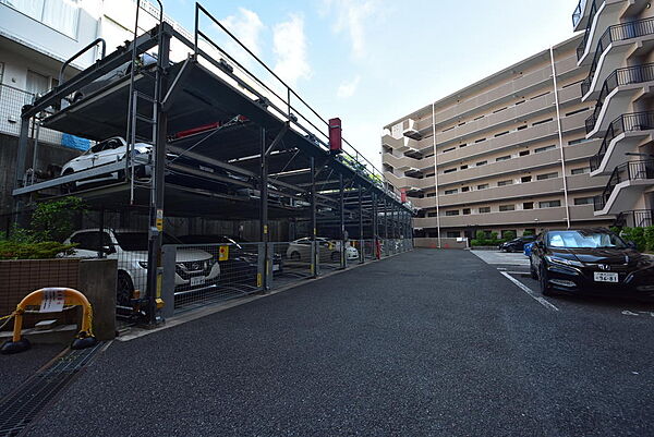 駐車場を拡大表示