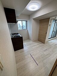 ノルデンタワー南森町プレミアム 7階1DKのリビング/ダイニング