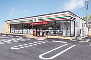 セブンイレブン 吹田片山1丁目店（595m）