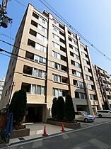 アトリア新大阪  ｜ 大阪府大阪市淀川区東三国５丁目15-5（賃貸マンション2LDK・8階・62.90㎡） その1