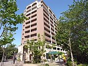公園から連続して拡がるパークエントランス