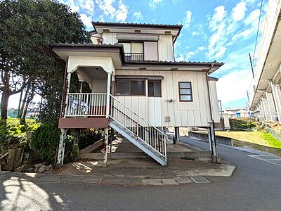 外観:現況上物ありの更地渡し 外観:現況上物ありの更地渡し