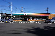 セブンイレブン松が丘4丁目店460m徒歩6分