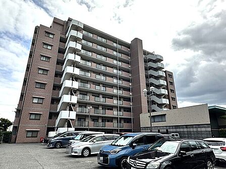 前面棟なし、南向きに住戸が配置され総戸数は68戸