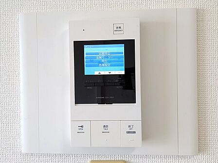 顔が確認できて安心なモニター付きインターホン