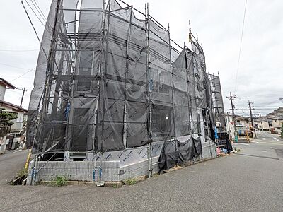 外観:南西×東の角地!B号棟になります 外観:南西×東の角地!B号棟になります
