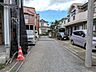 周辺：前面道路の様子