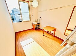 ヴィクトリアコーポM 201 2階1Kのリビング/ダイニング