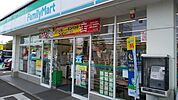 コンビニ「ファミリーマート武蔵村山新青梅街道店まで600m」