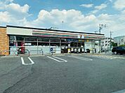 コンビニ「セブンイレブン青梅河辺東店まで466m」