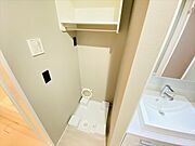 同一建物内202号室内装写真転載