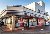 コンビニ「セブンイレブン青梅河辺駅南口店まで323m」