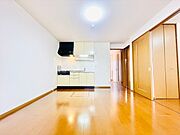 同一建物内101号室内装写真転載