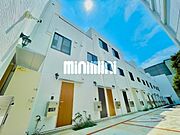 おしゃれなエントランスです♪