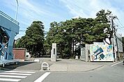 大学「武蔵野大学まで680m」