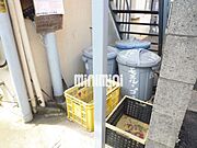 敷地内ごみ捨て場