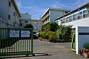 中学校「市立小平第一中学校まで510m」