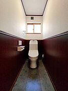 １階と２階にトイレがあります