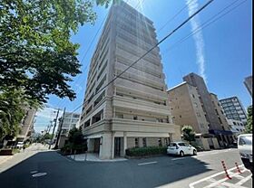 大阪府吹田市江の木町6番1号（賃貸マンション2LDK・4階・66.39㎡） その1