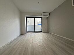 Rakan伊丹 1階1Kのリビング/ダイニング