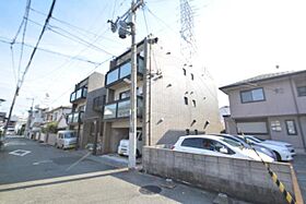 ウィンディつかしん西  ｜ 兵庫県伊丹市稲野町２丁目（賃貸マンション1DK・2階・30.60㎡） その1