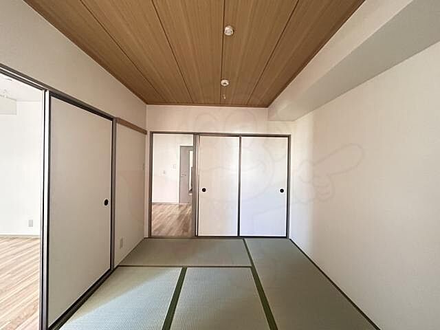 寝室