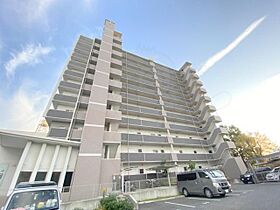 大阪府豊中市庄本町４丁目3番7号（賃貸マンション1LDK・10階・40.97㎡） その1