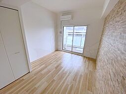 セレニテ三国プリエ 8階1Kのリビング/ダイニング