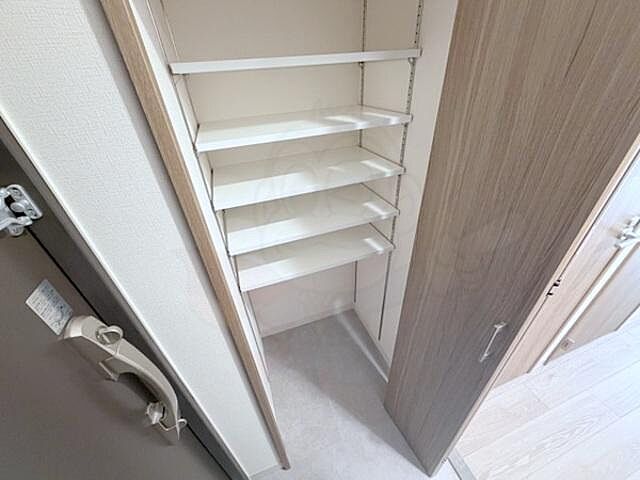 収納