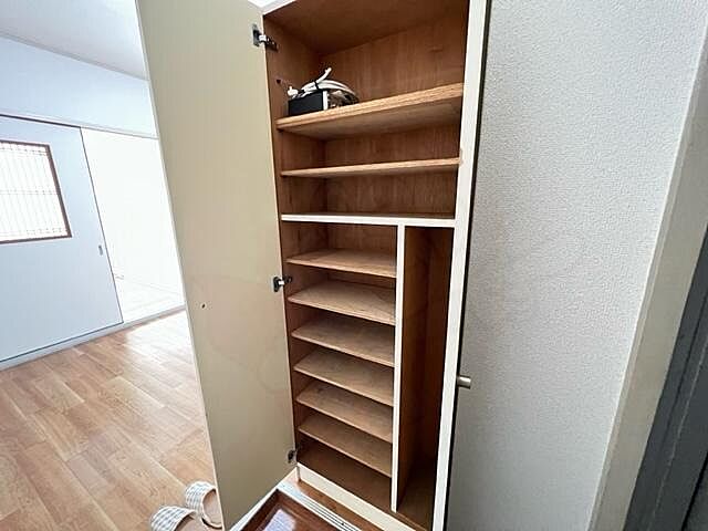 収納