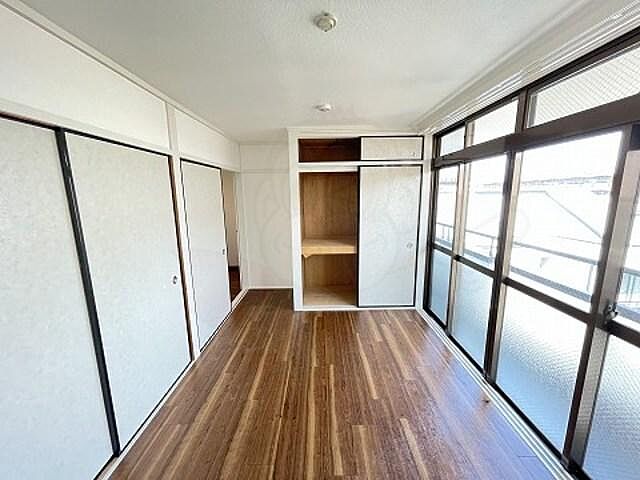 寝室