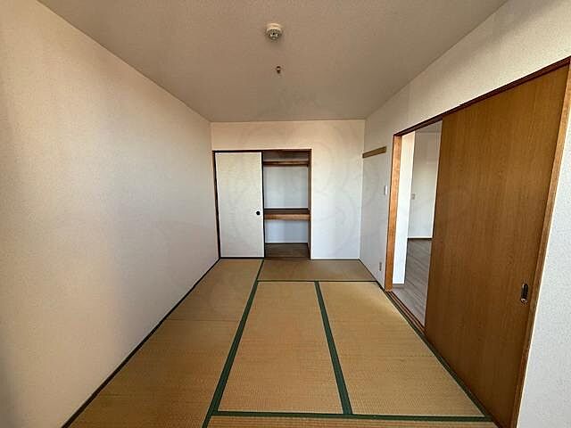 寝室