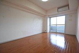 大阪モノレール彩都線 阪大病院前駅 徒歩5分の賃貸マンション 3階1Kのリビング/ダイニング