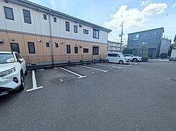 7 / 11