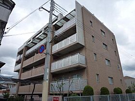 リーブ・ド苦楽園  ｜ 兵庫県西宮市石刎町4番6号（賃貸マンション3LDK・1階・69.11㎡） その1