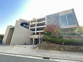 白鷹苦楽園マンション  ｜ 兵庫県西宮市樋之池町6番17号（賃貸マンション1LDK・5階・56.33㎡） その1