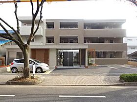 大阪府堺市堺区南三国ヶ丘町４丁1番6号（賃貸アパート1R・3階・30.27㎡） その1