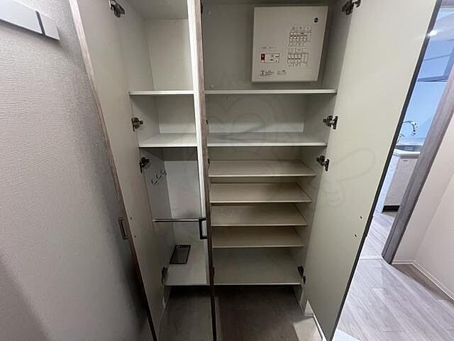 収納