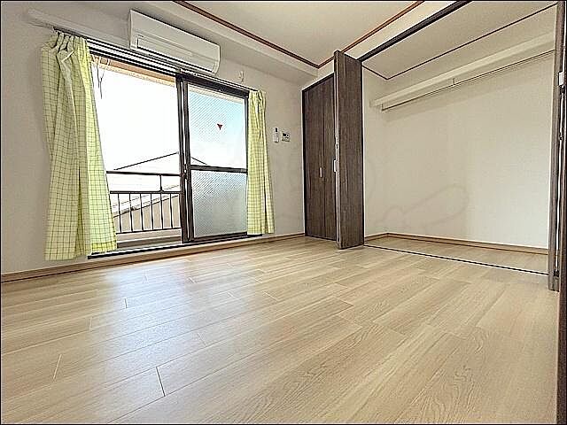 寝室