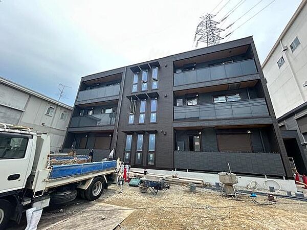 Maison Grandeur ｜大阪府堺市北区北花田町３丁(賃貸アパート2LDK・1階・68.35㎡)の写真 その1