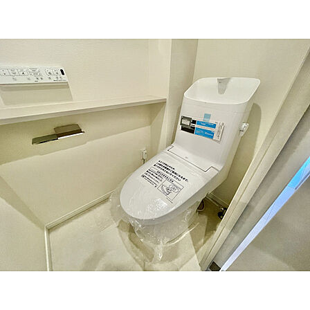 いつも綺麗に清潔に。洗浄機能付きトイレです。