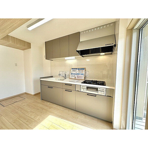 キッチンを拡大表示