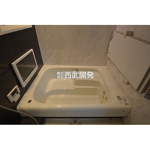 浴室を拡大表示