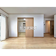 CG加工により家具・調度品を消しております