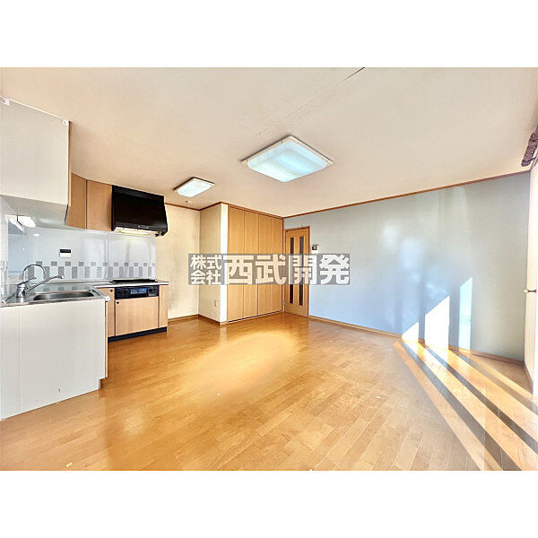 リビング/ダイニングを拡大表示