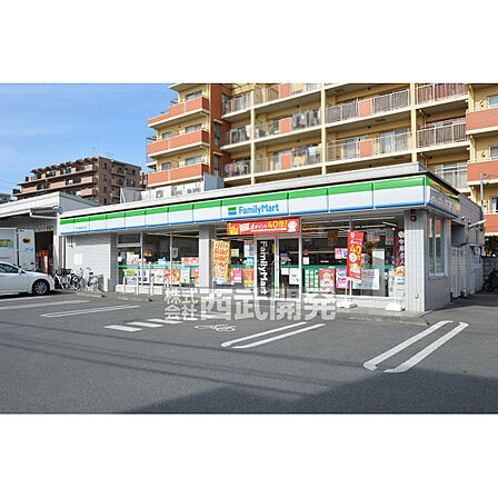 ファミリーマート